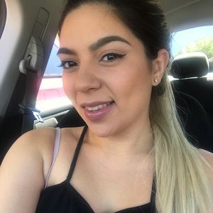 Meet your Posher, Sabrina